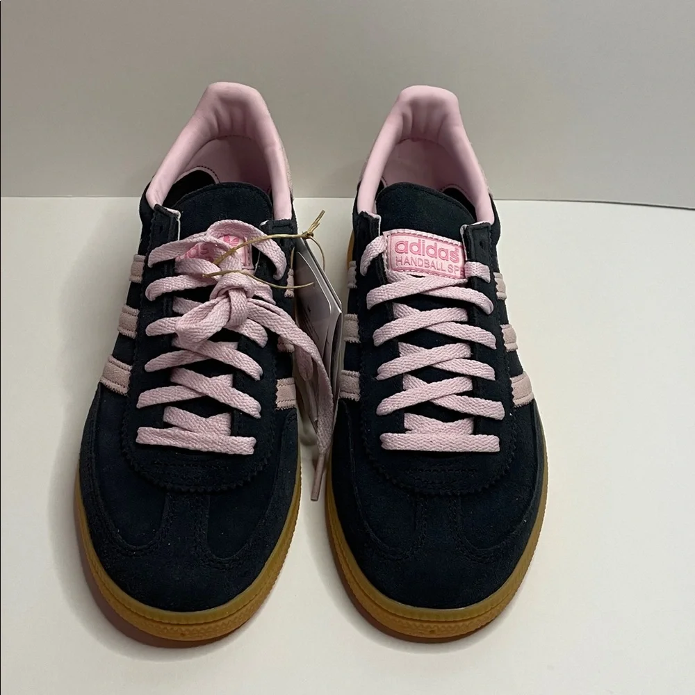 NIB ADIDAS Handball Spezial W Black with Light Pink Trim. Size 6.5 women - Picture 4 of 7